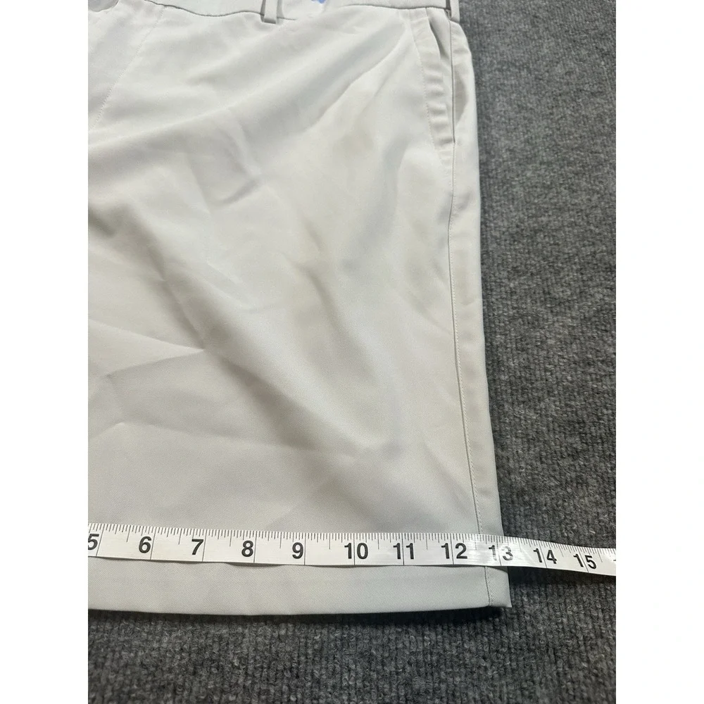 Peter Millar Shorts Mens 44 Khaki Tan Salem Performance Flat Front Golf Chino
